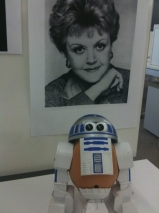 Angela + r2